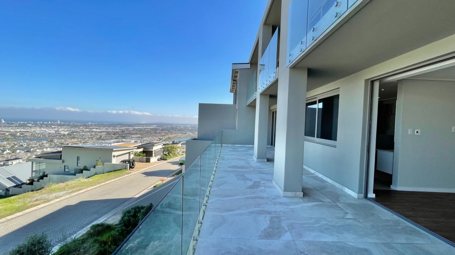 7 Bedroom Property for Sale in Fairhaven Country Estate Western Cape